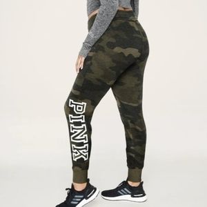 VSPINK camo joggers xs